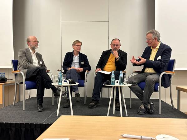 Quelle: Katholische Akademie Freiburg, Palliative Care Forum 4 Referenten im Gespräch